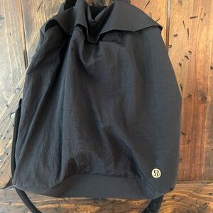lululemon athletica Black In My Level bag